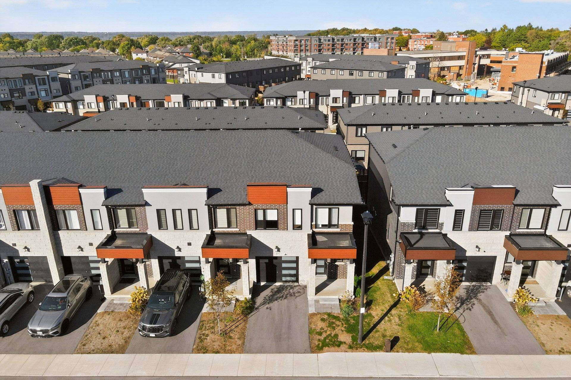 Hamilton, ON L9C 0E7,47 BENSLEY LN