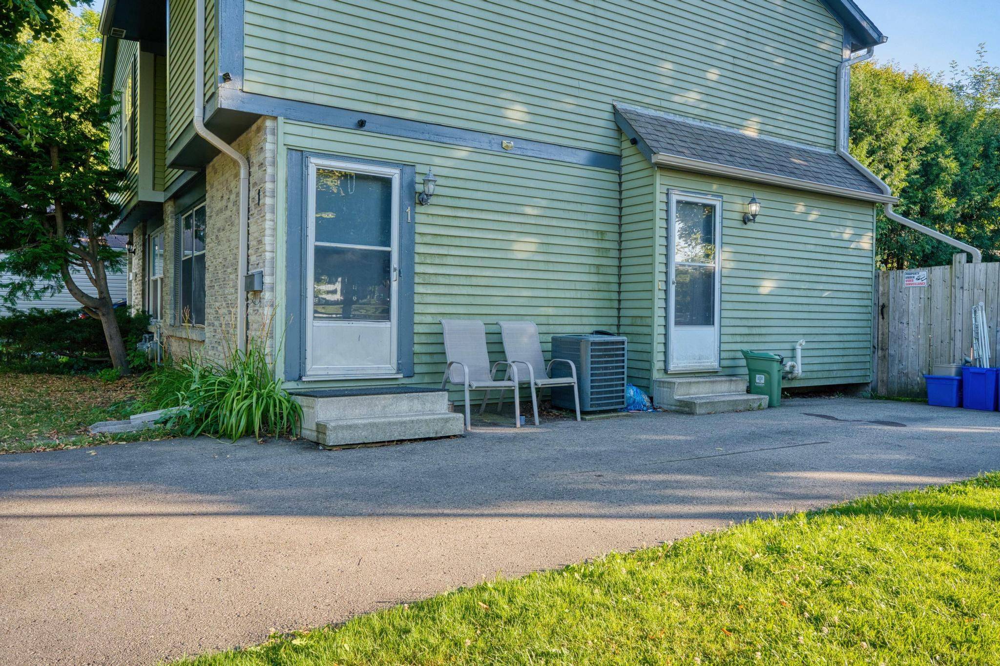 London North, ON N5G 3A2,1 RANCHWOOD CRES