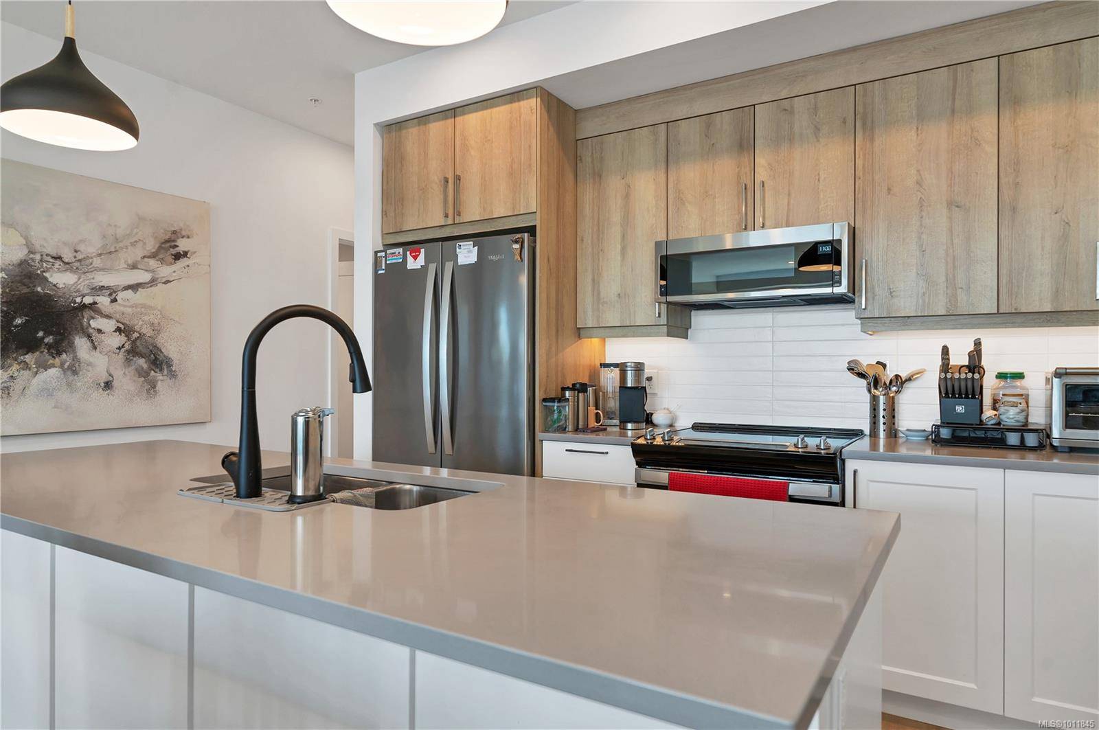 Campbell River, BC V9W 1A5,536 Island Hwy S #402