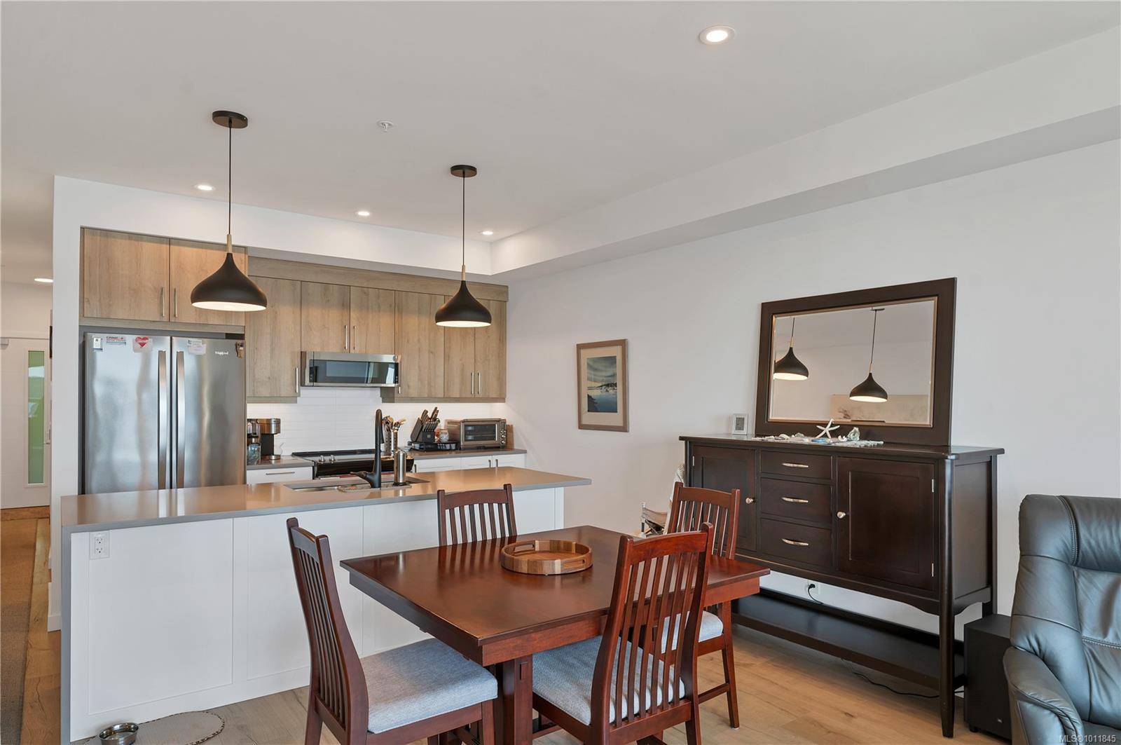 Campbell River, BC V9W 1A5,536 Island Hwy S #402