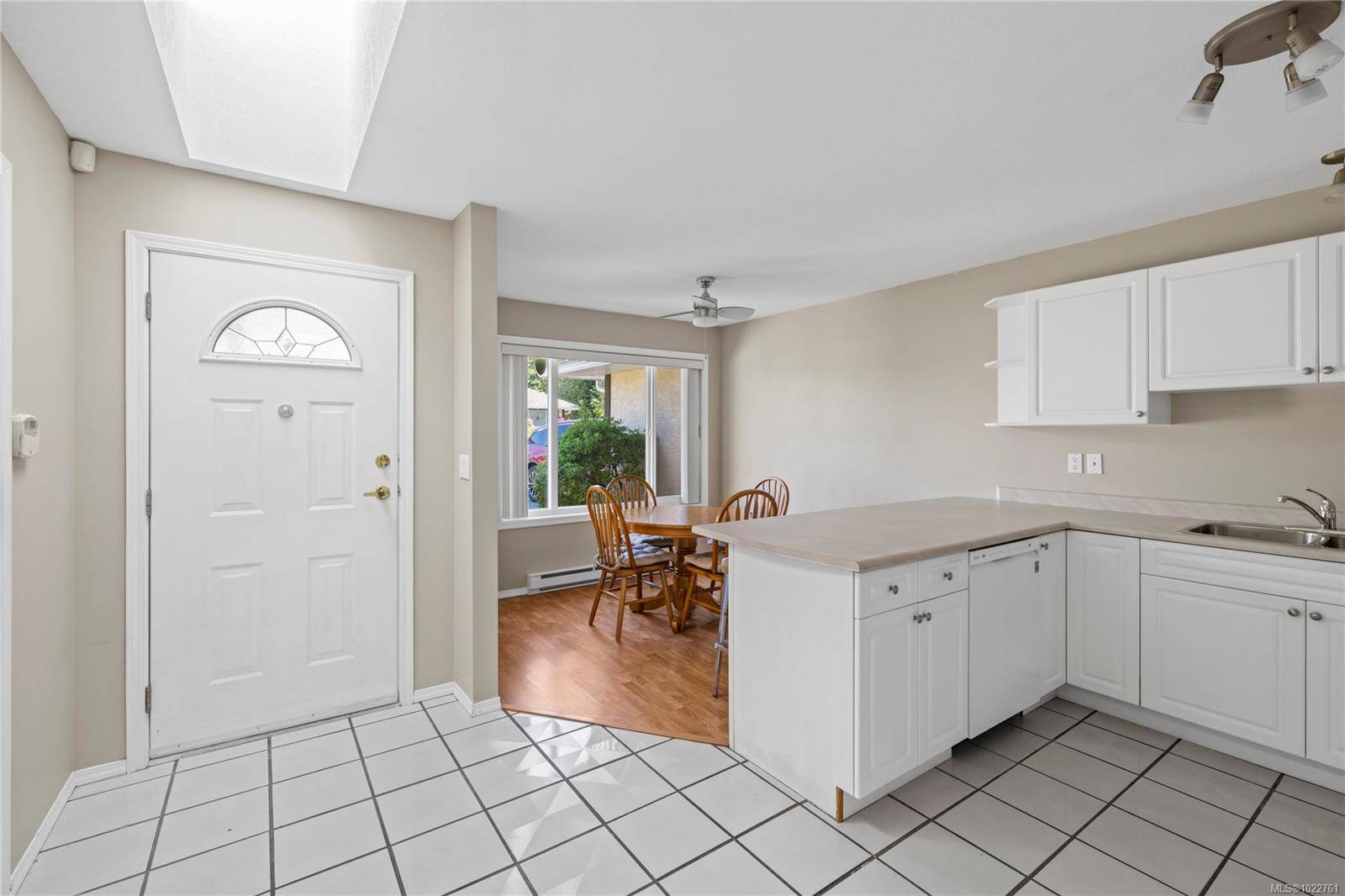 Parksville, BC V9P 2M6,454 Morison Ave #11