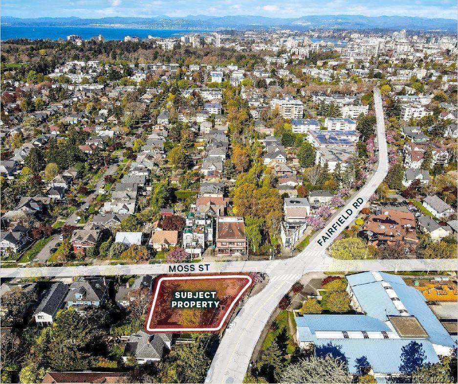 Victoria, BC V8S 1E3,1303 Fairfield Rd