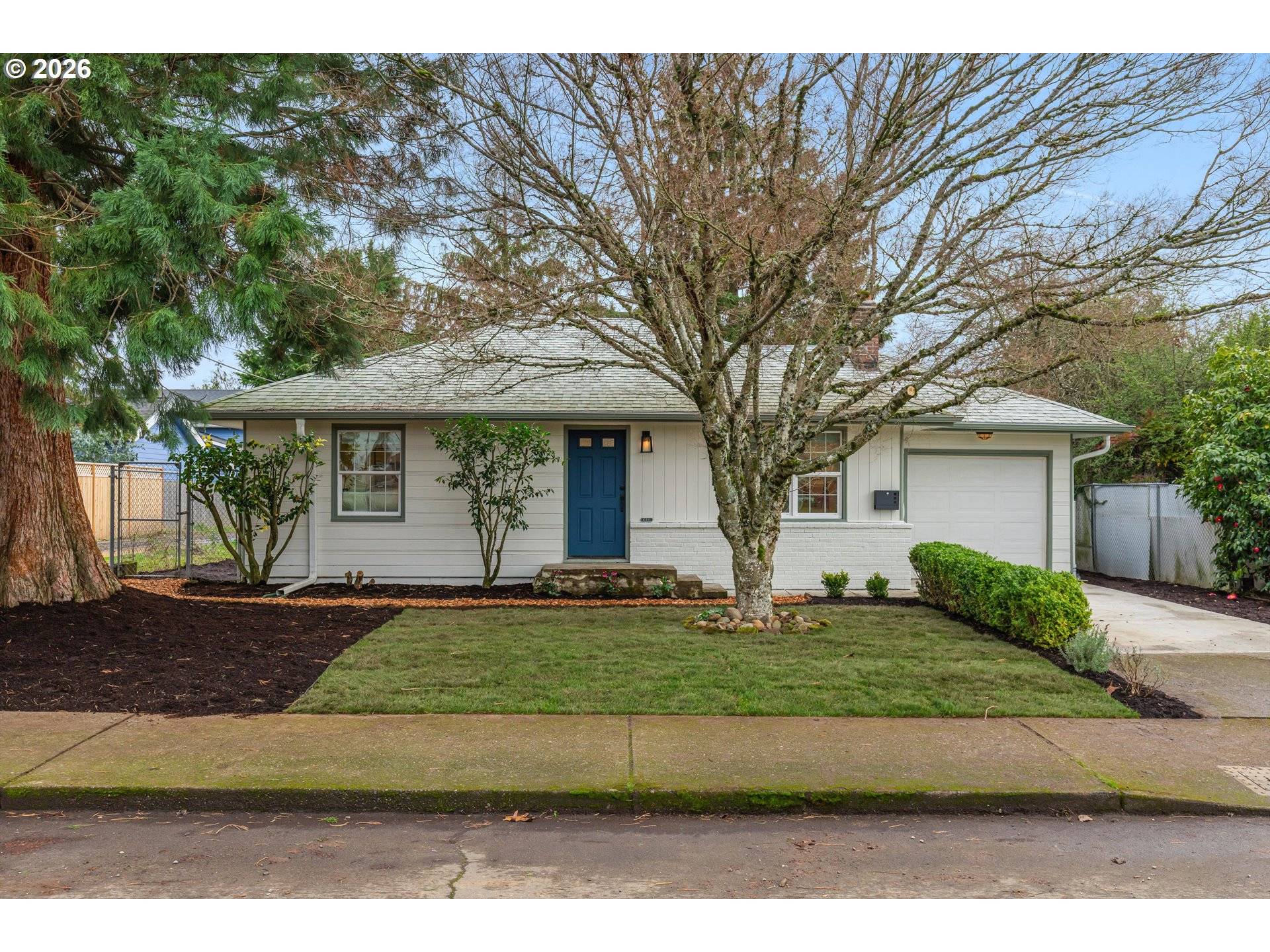 Portland, OR 97206,6211 SE 60TH AVE