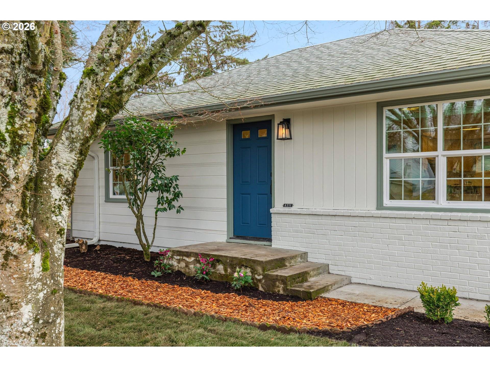 Portland, OR 97206,6211 SE 60TH AVE
