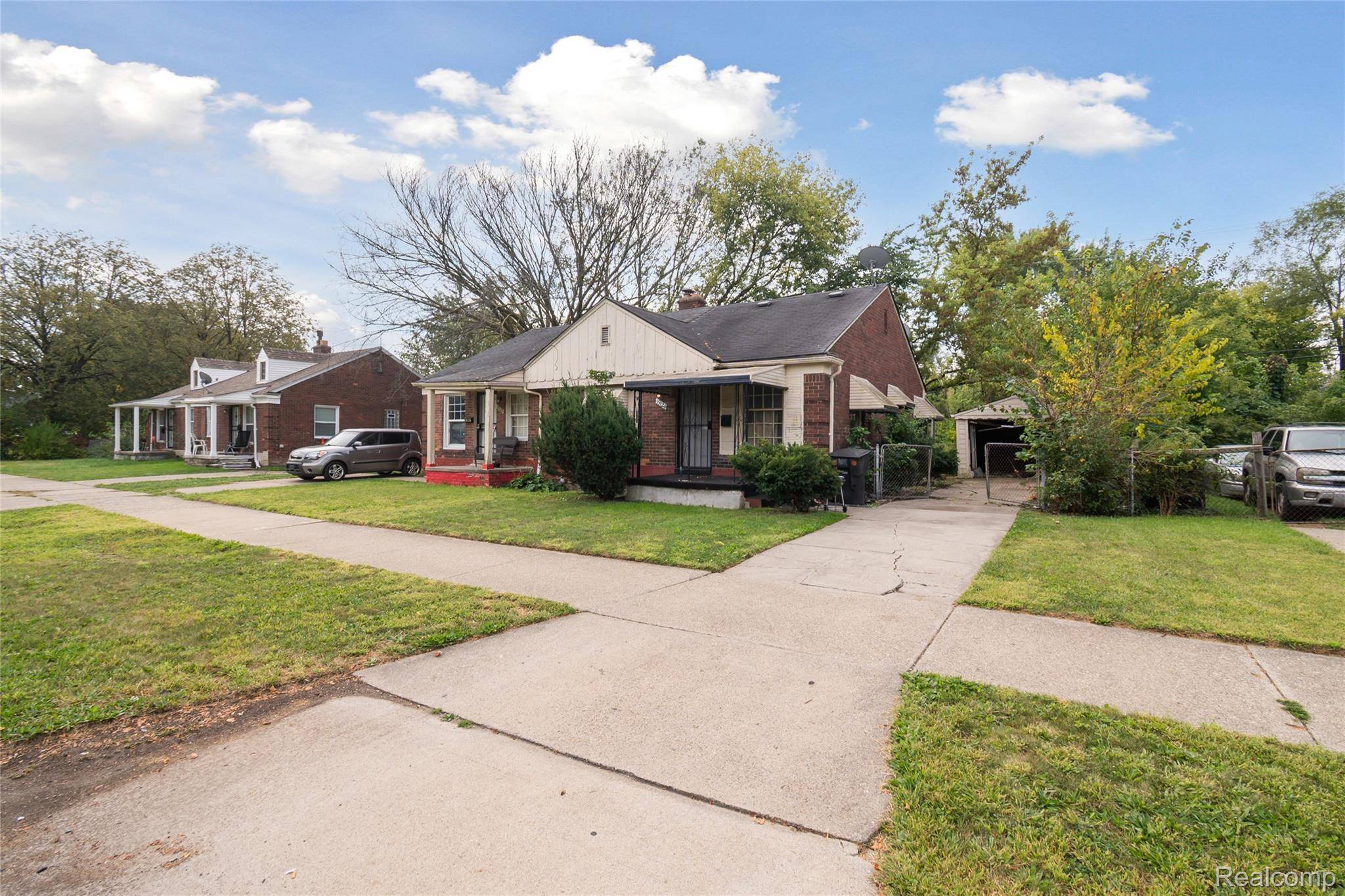 Detroit, MI 48224,19124 Moross RD