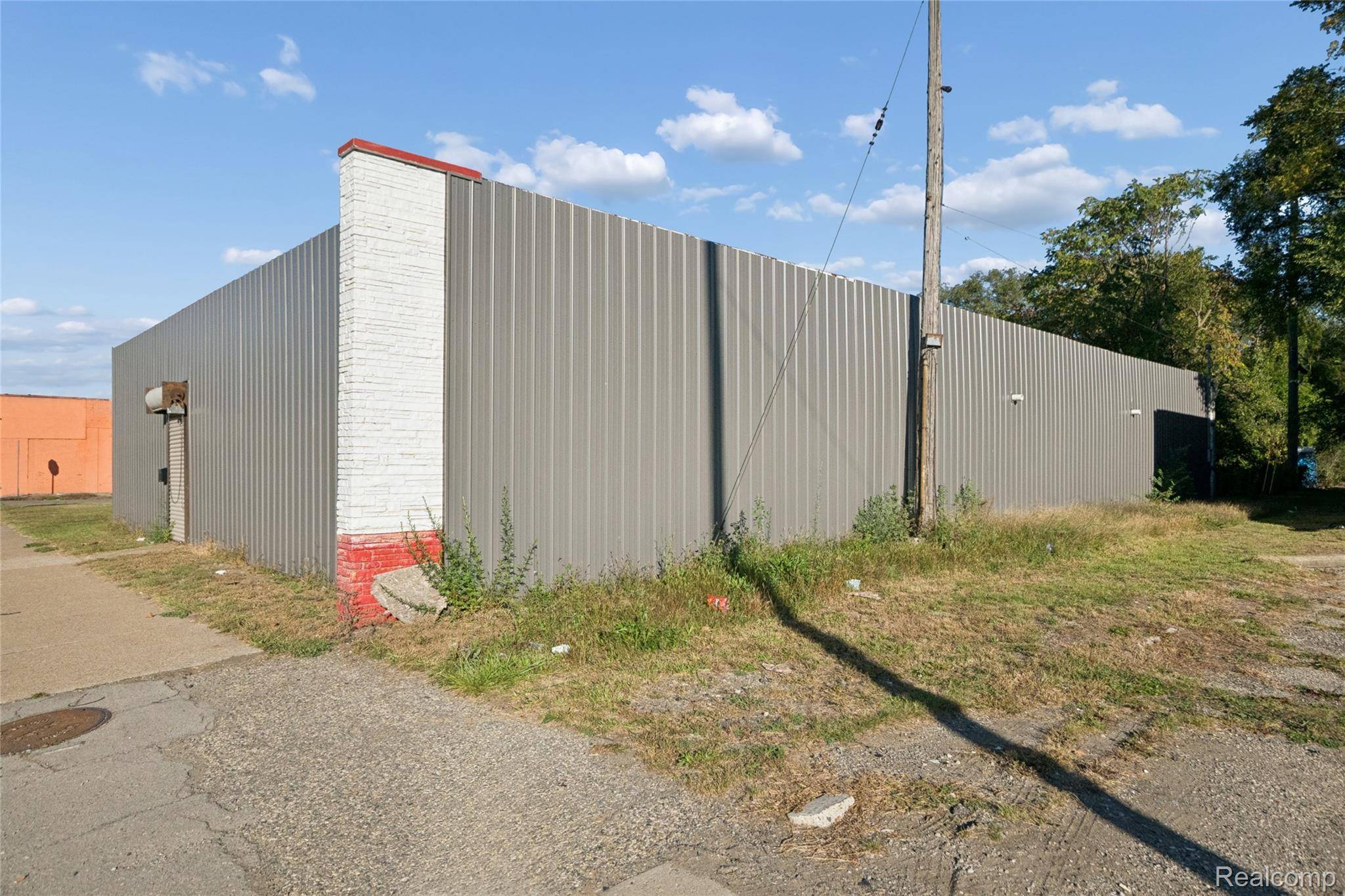 8140 Fenkell ST, Detroit, MI 48238