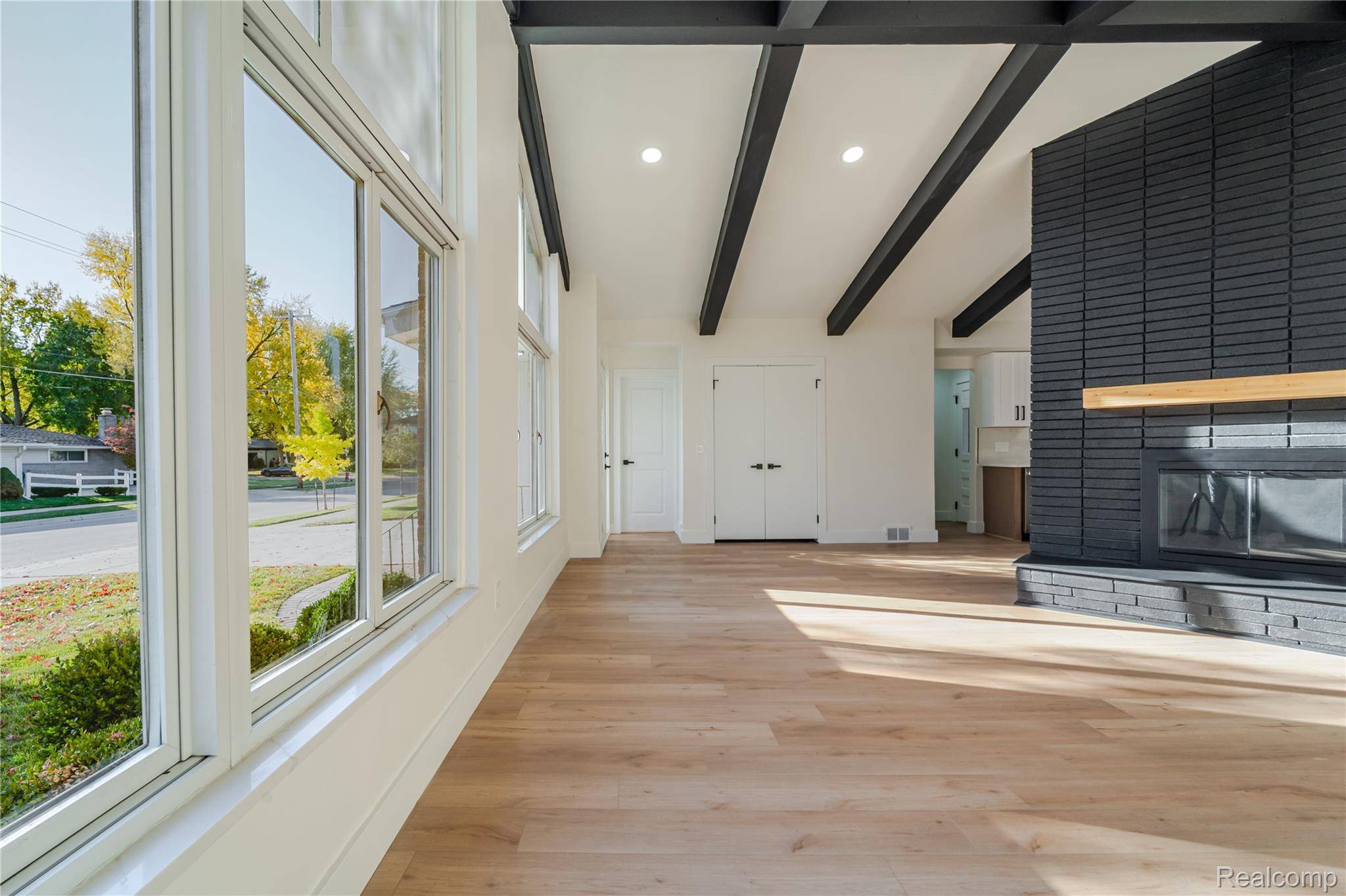 St. Clair Shores, MI 48080,23005 Malvern ST