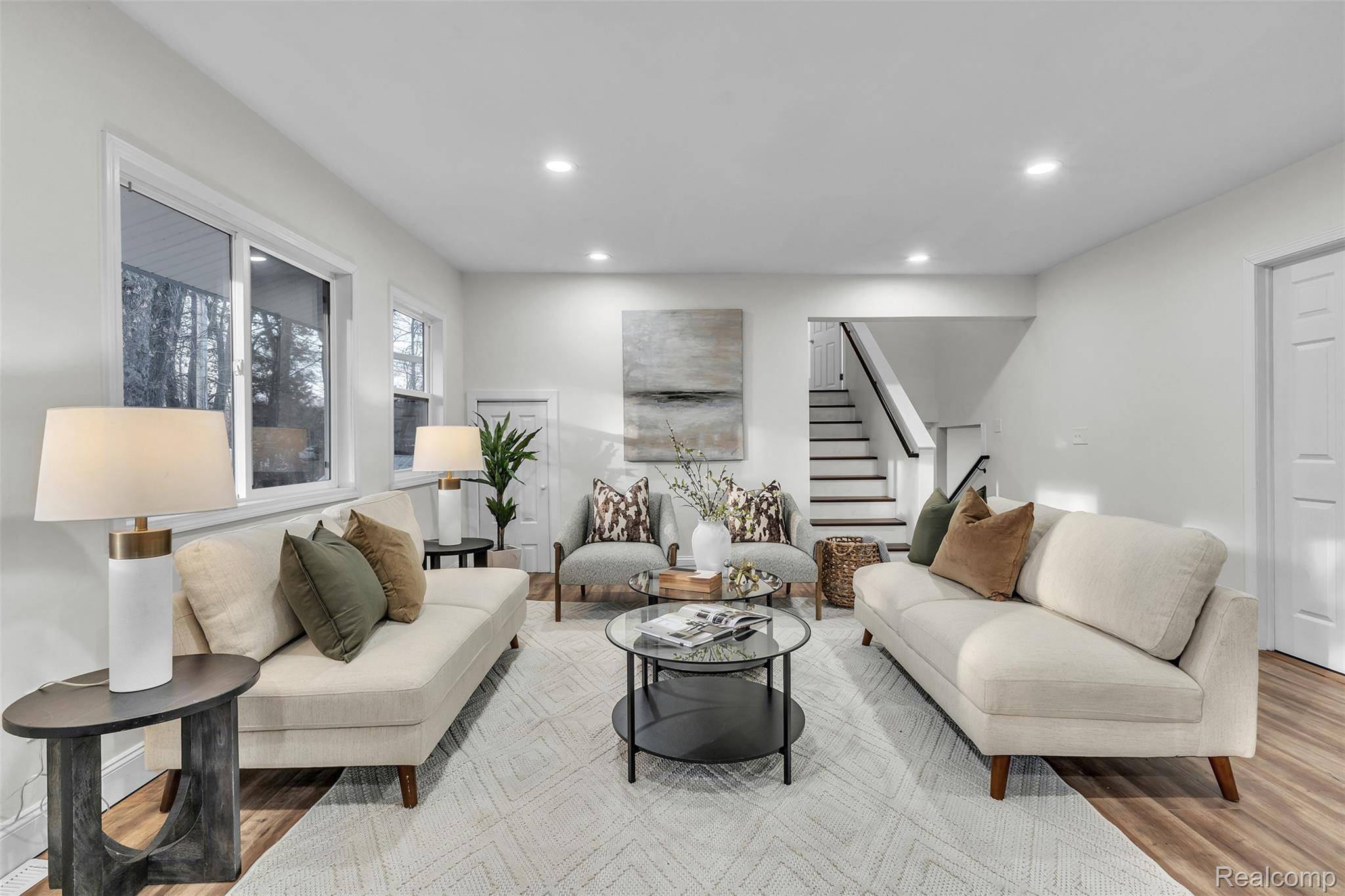 Holly, MI 48442,8165 Leonard DR