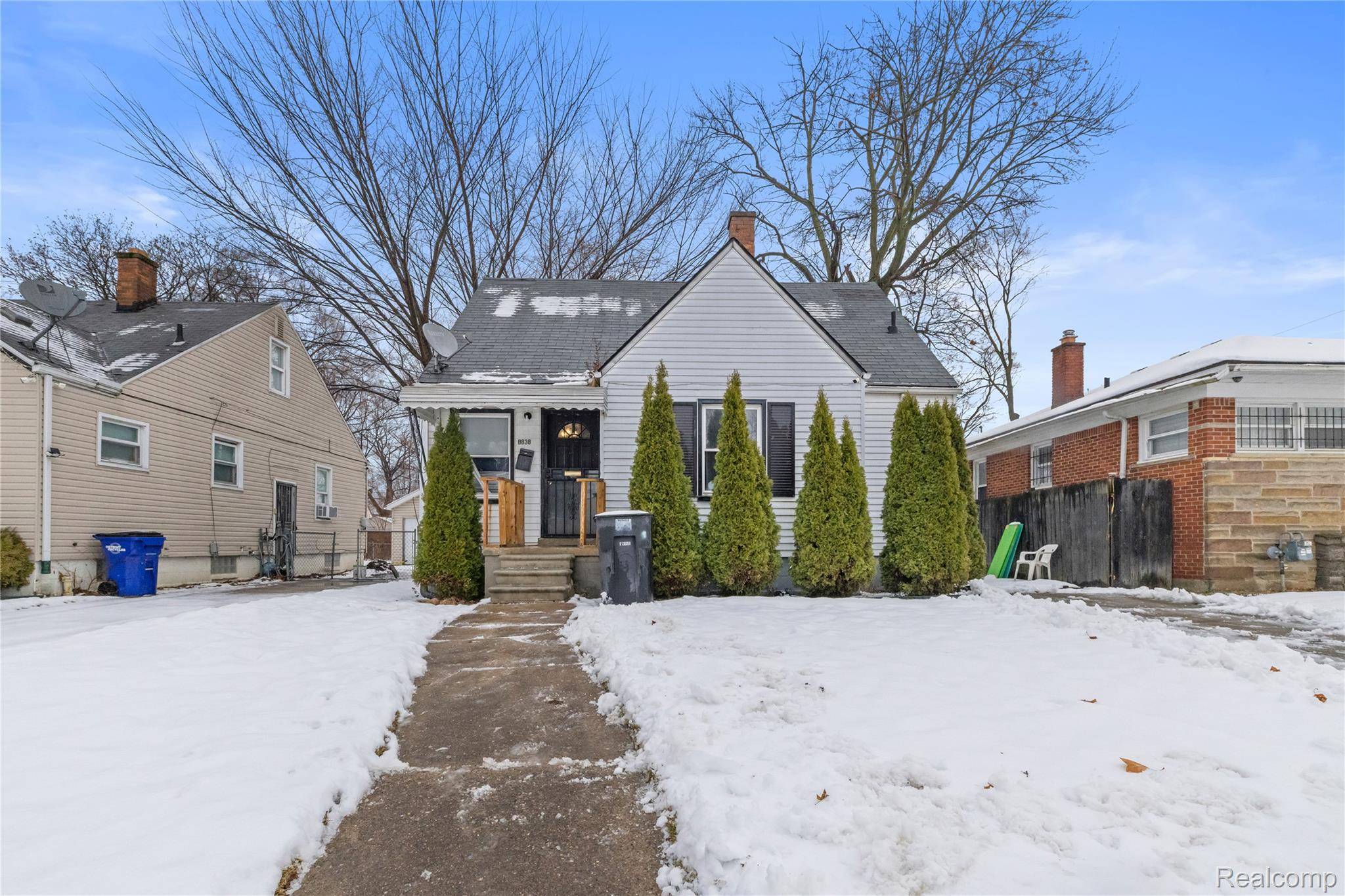 Detroit, MI 48228,8838 Faust AVE