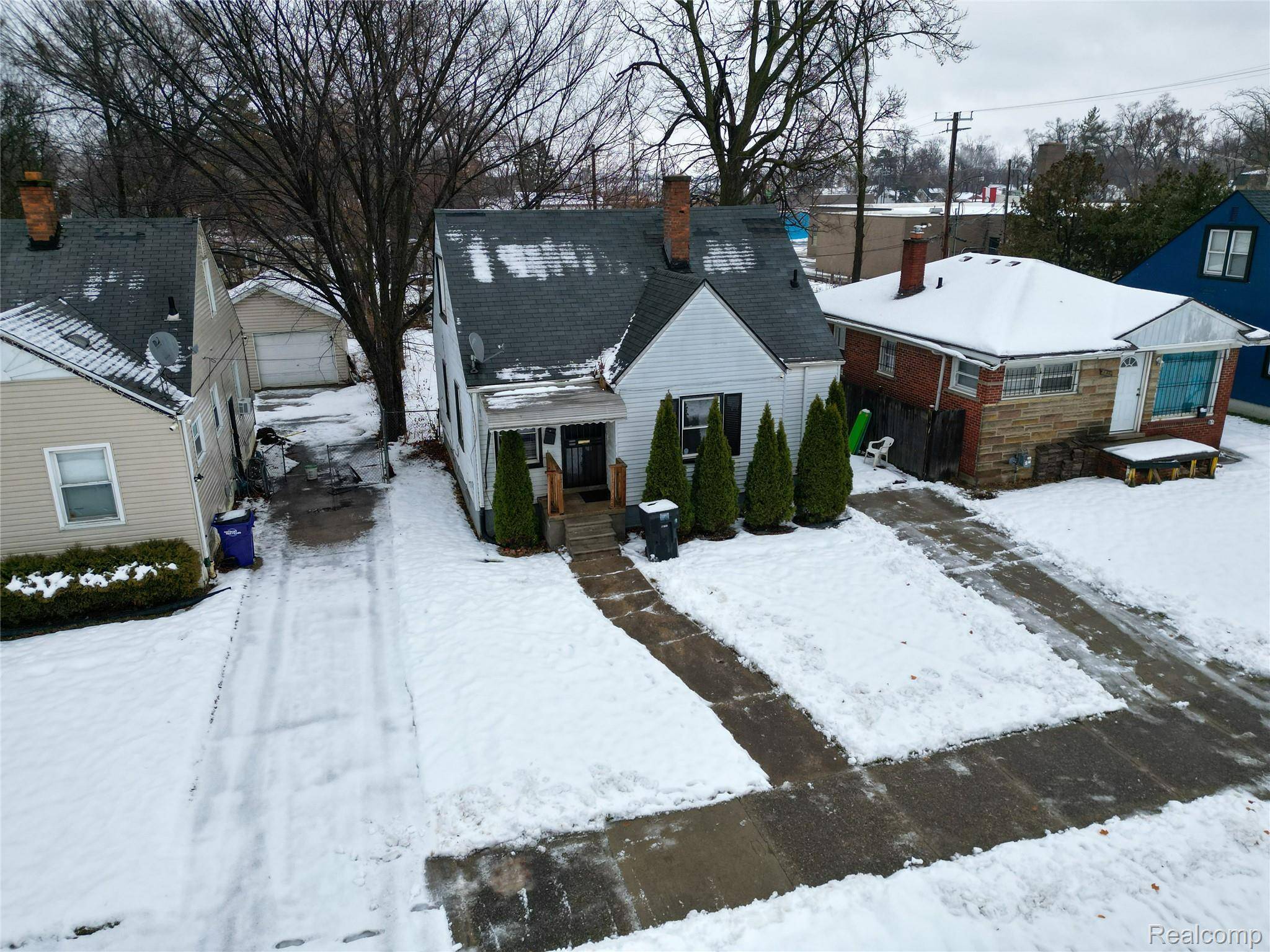 Detroit, MI 48228,8838 Faust AVE