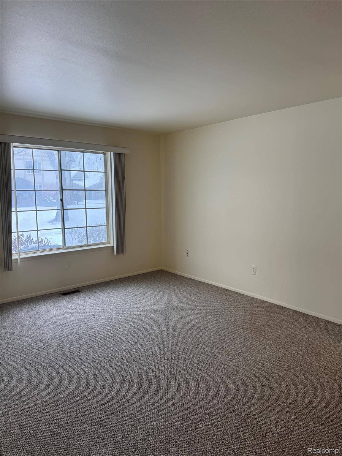 Southfield, MI 48076,30228 Southfield RD #166