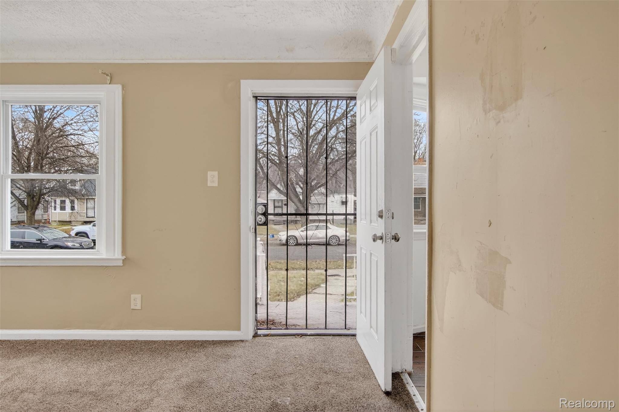 Detroit, MI 48224,12075 Rossiter ST