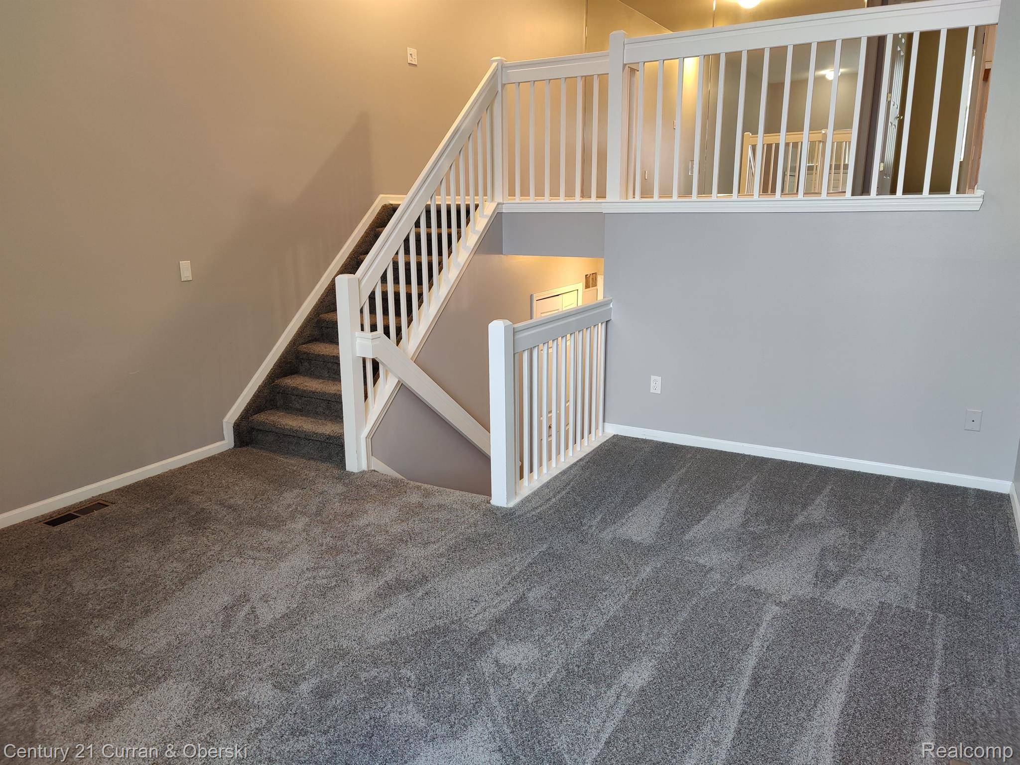 Dearborn, MI 48126,4209 SCHAEFER RD