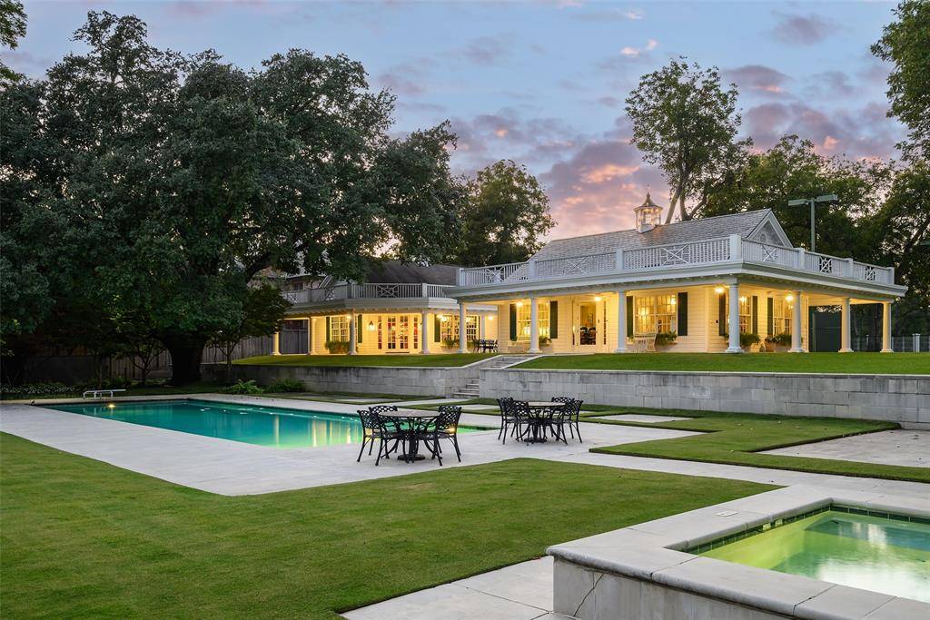 4009 W Lawther Drive, Dallas, TX 75214