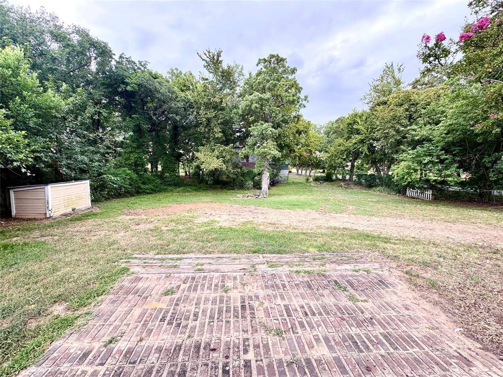 Denison, TX 75020,1601 S Lillis Lane