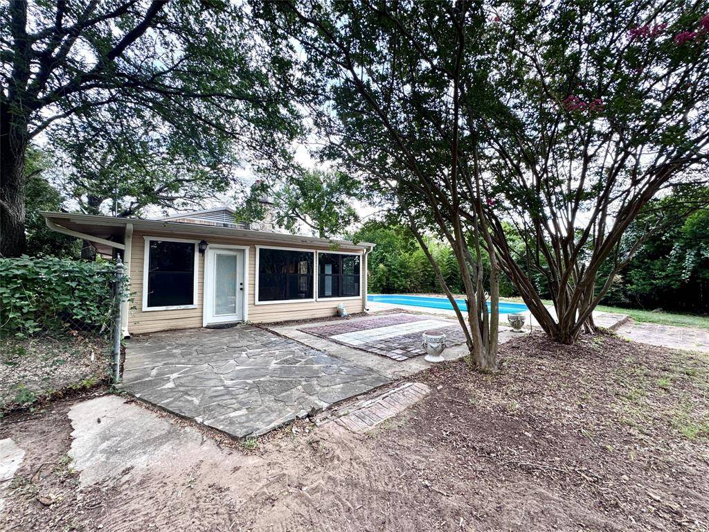 Denison, TX 75020,1601 S Lillis Lane