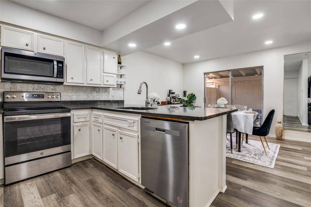 Bedford, TX 76021,801 Shady Creek Lane