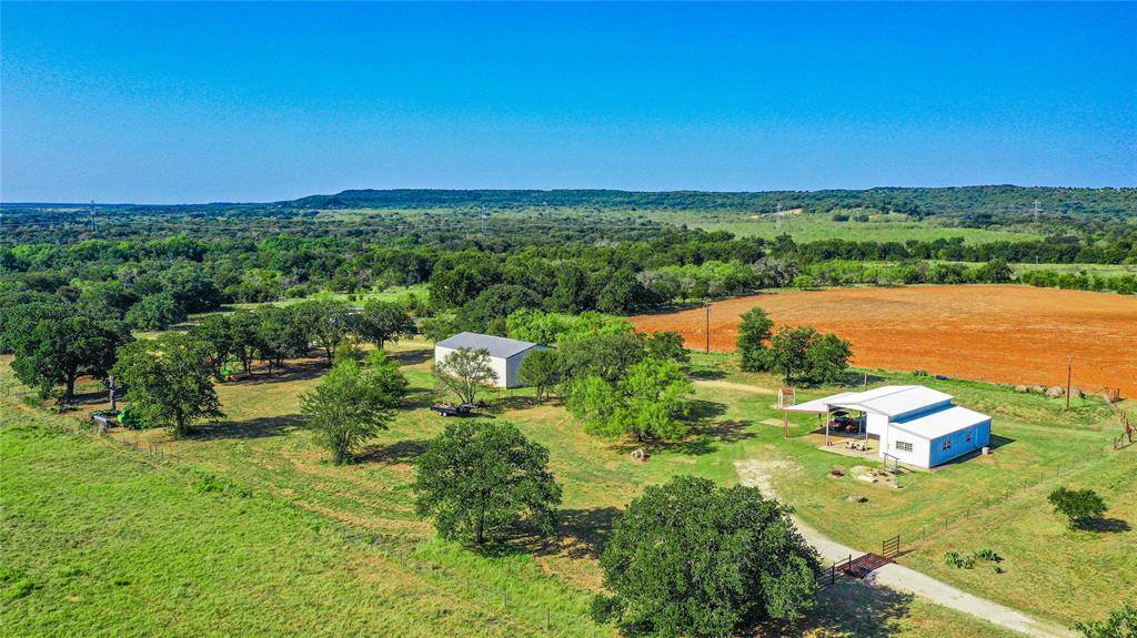 Jacksboro, TX 76458,450 Beaver Creek Lane