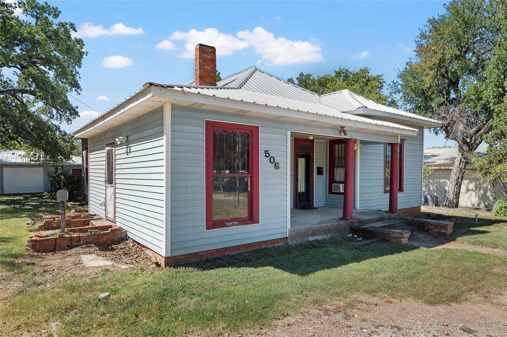 Hamilton, TX 76531,506 E MAIN Street