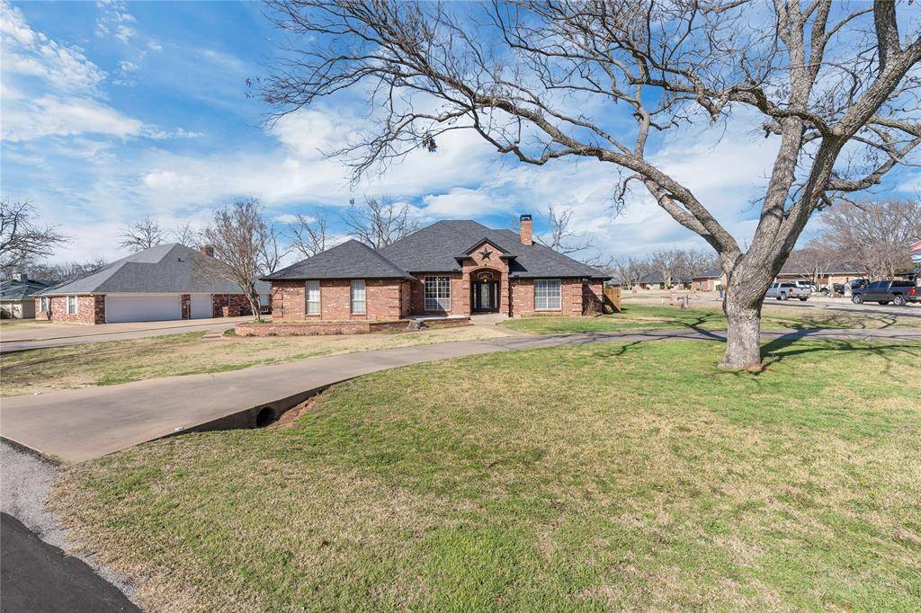 Granbury, TX 76049,9219 Hanging Moss Drive