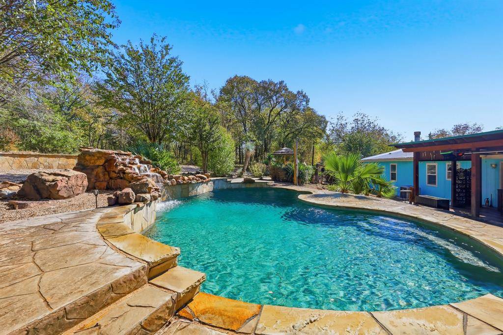 Whitewright, TX 75491,4939 Rose Hill Road