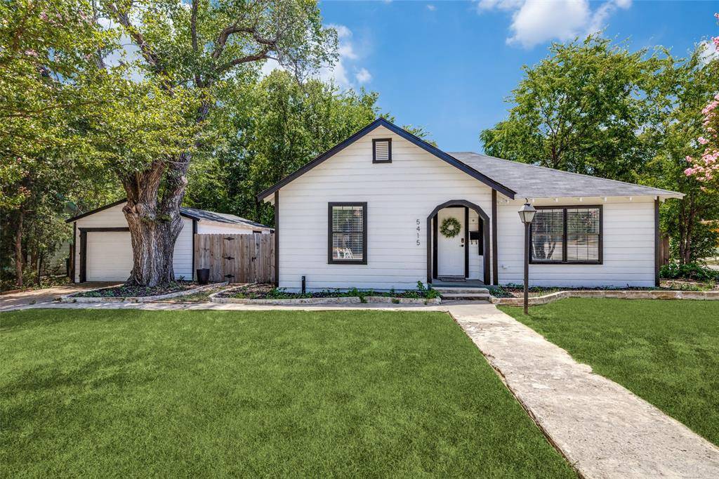 River Oaks, TX 76114,5415 Dartmouth Avenue
