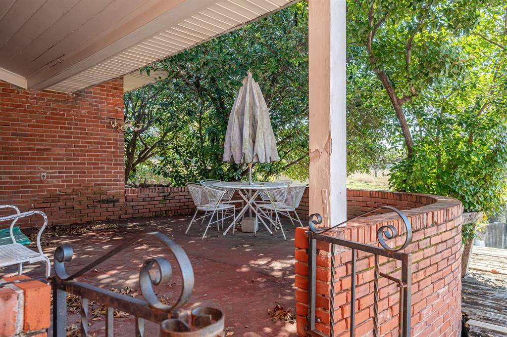 Dallas, TX 75218,183 Classen Drive