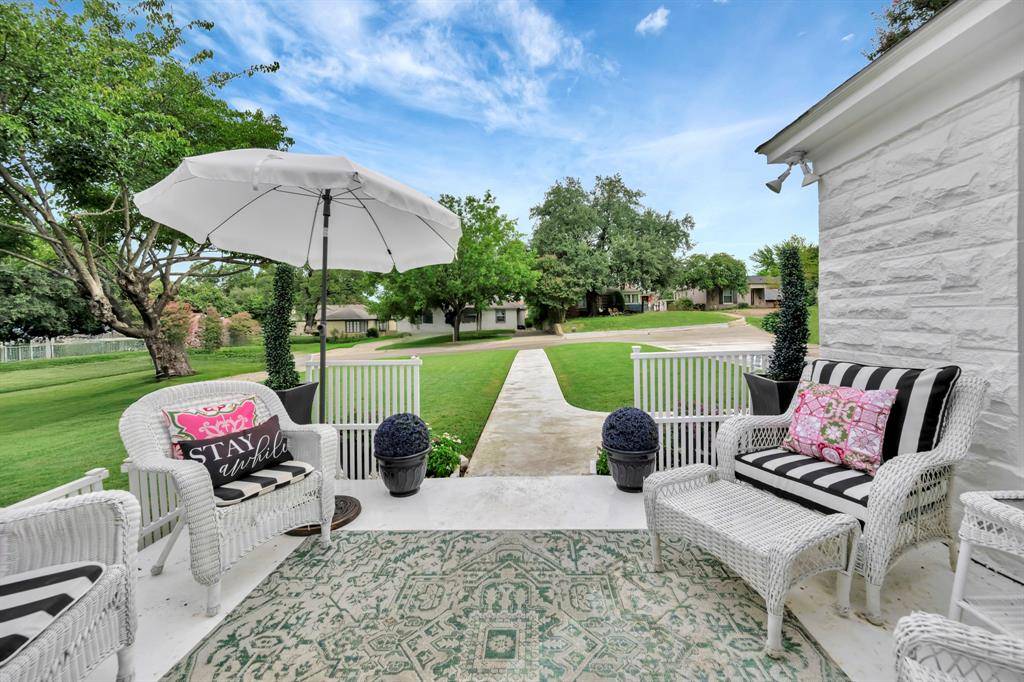 Fort Worth, TX 76109,3413 Westcliff Road S