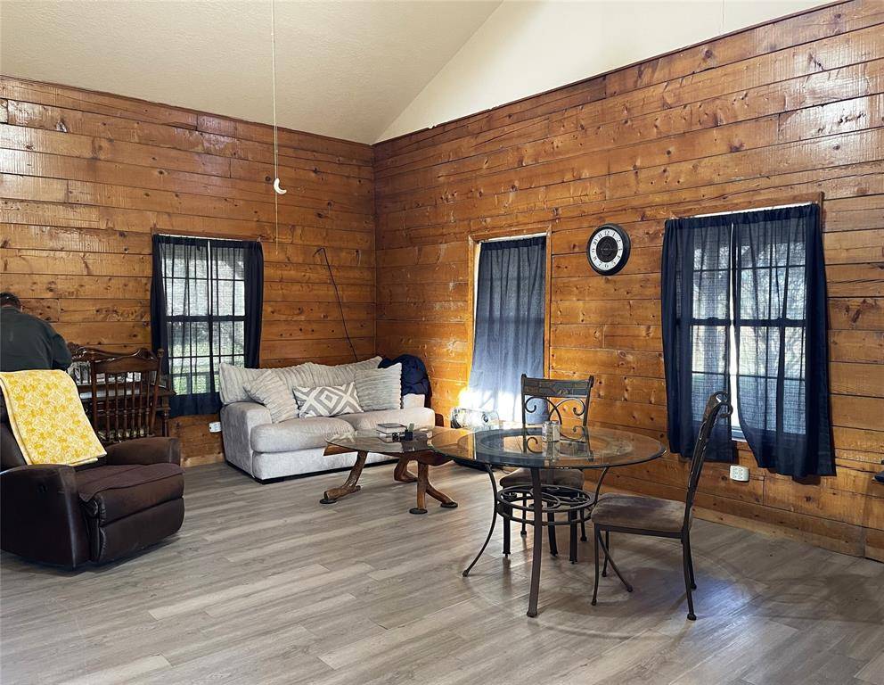 Teague, TX 75860,137 W Fm 489