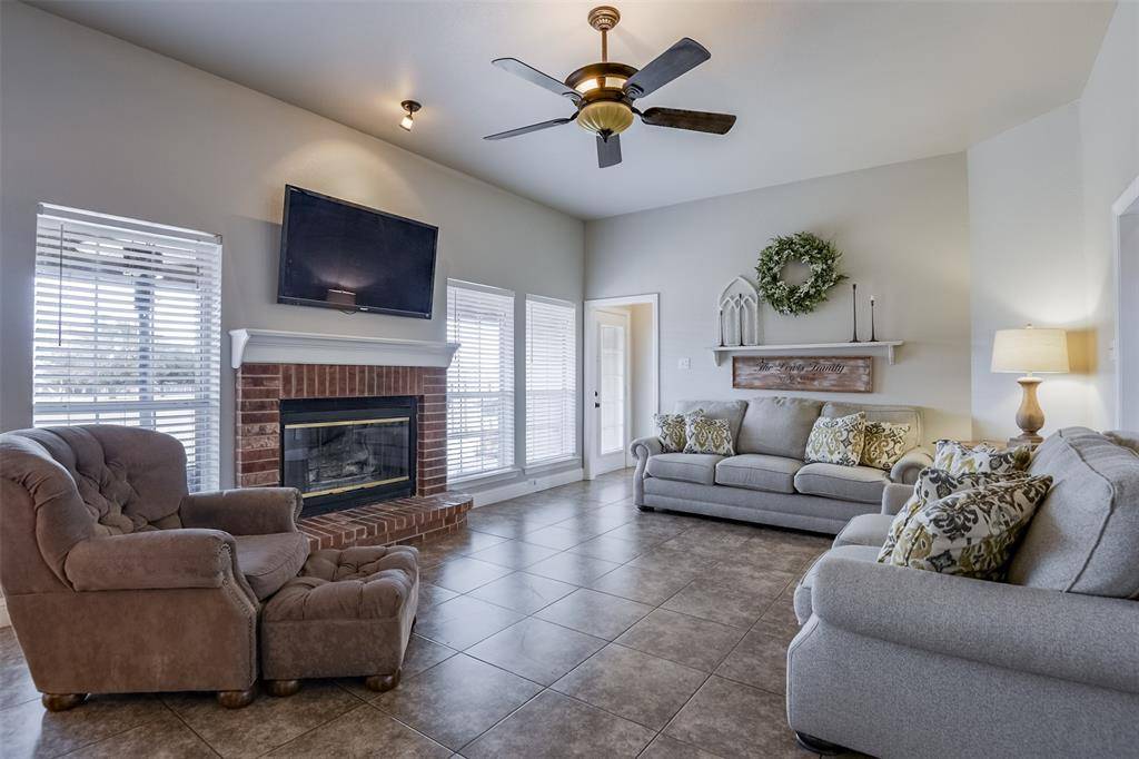 Waxahachie, TX 75165,9 Maree Court