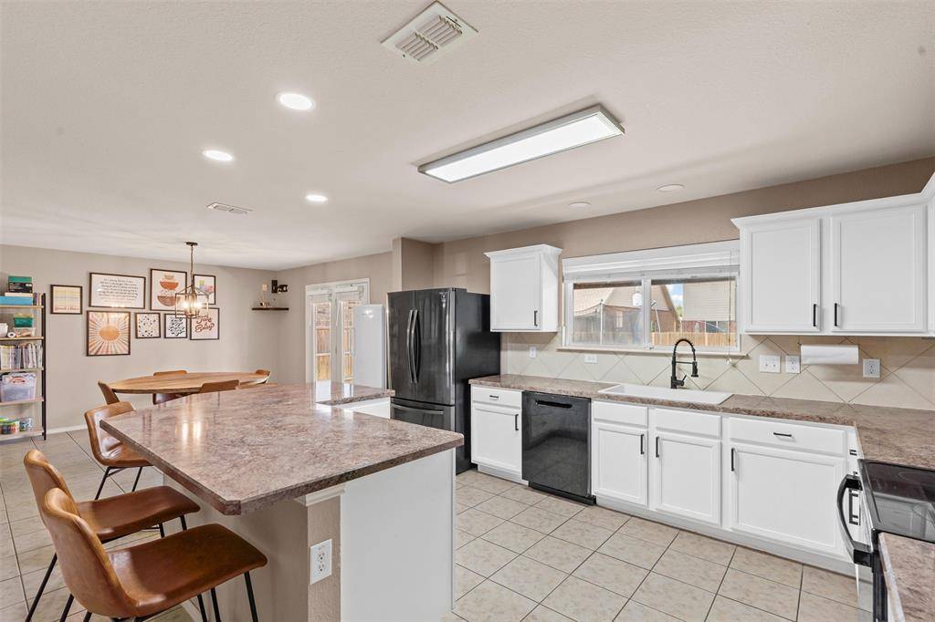 Fort Worth, TX 76177,1524 Quails Nest Drive