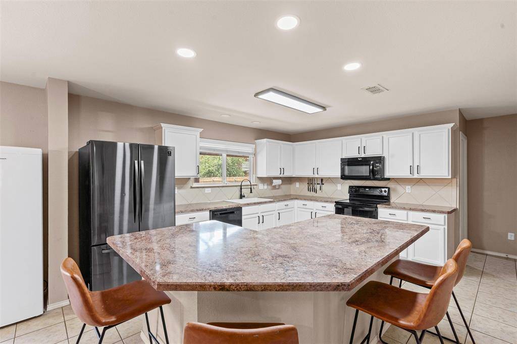 Fort Worth, TX 76177,1524 Quails Nest Drive