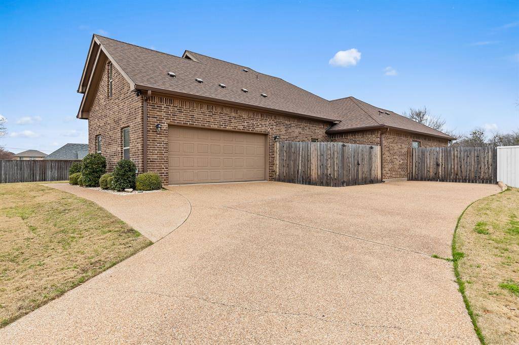 Waco, TX 76708,61 N Shore Circle