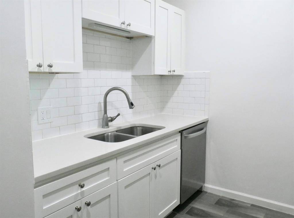 Dallas, TX 75243,9600 Royal Lane #202