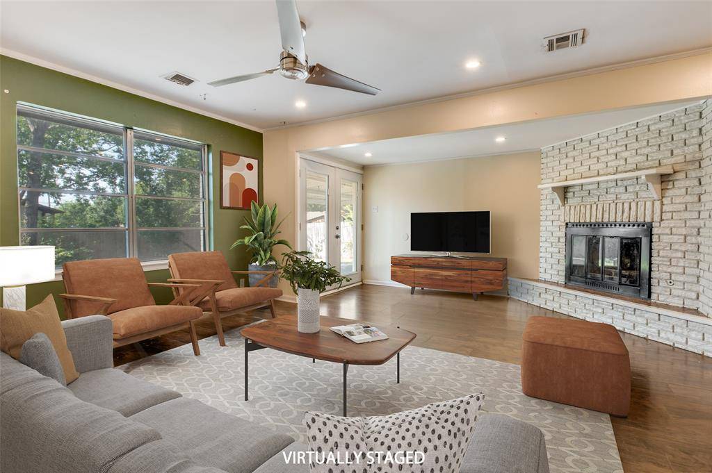 Irving, TX 75062,2804 Vassar Drive