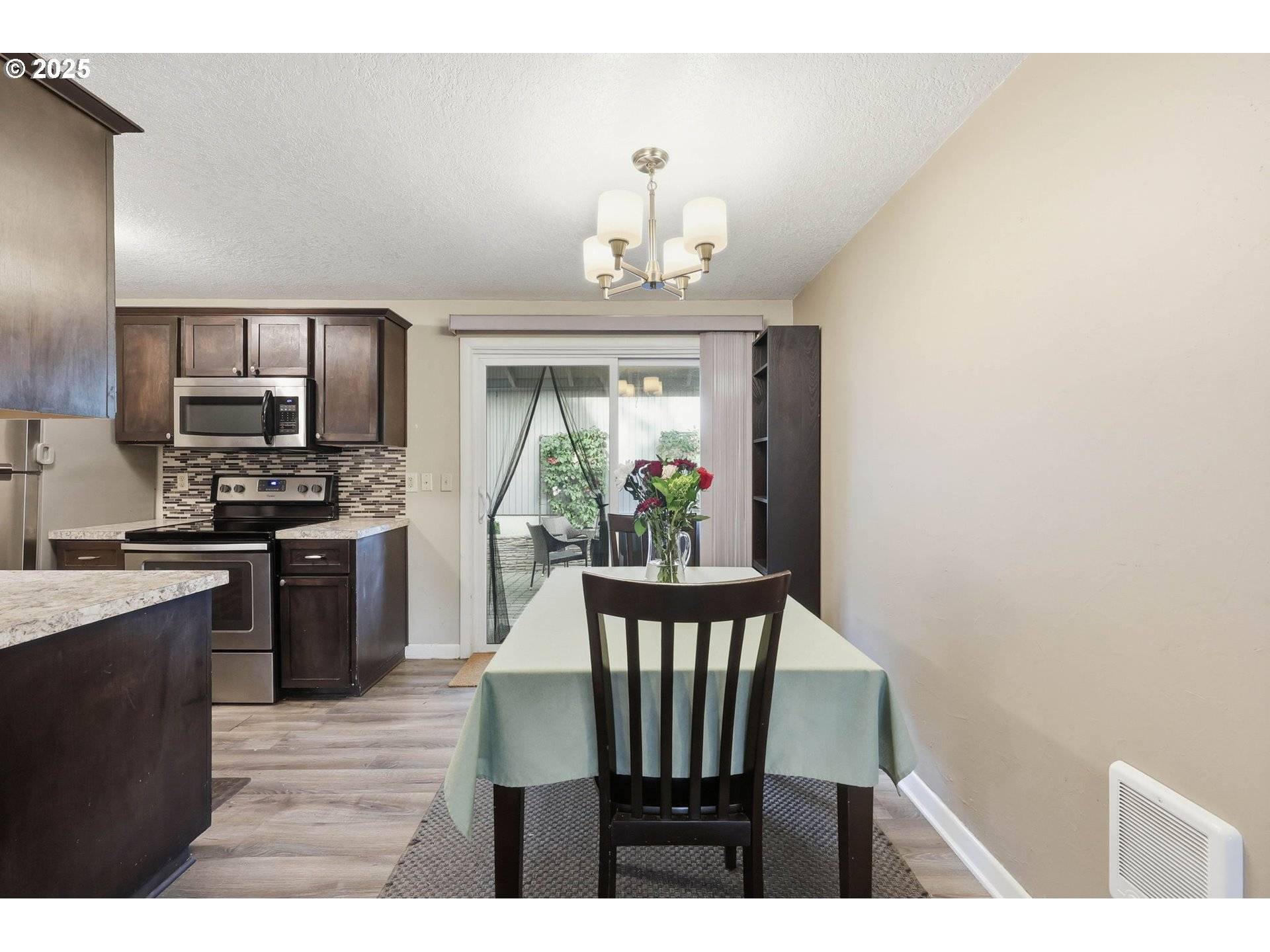 Tigard, OR 97224,7920 SW Fanno Creek DR #1