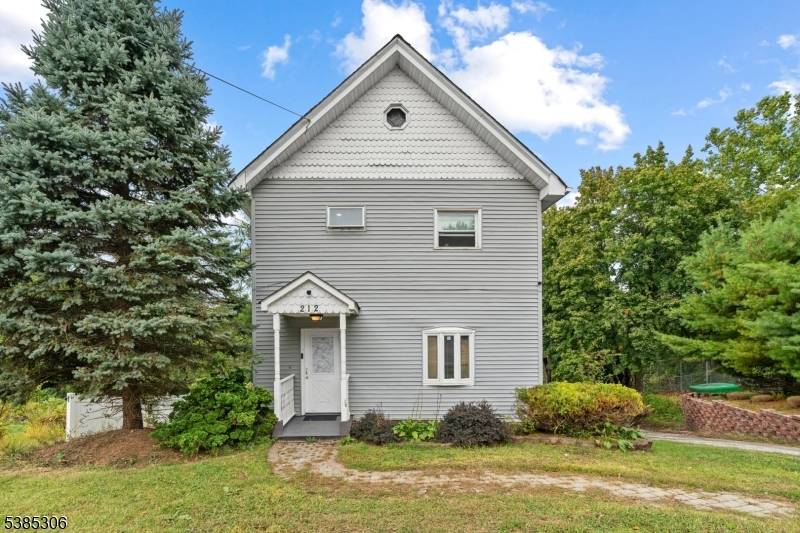 Hamburg Boro, NJ 07419,212 Route 23