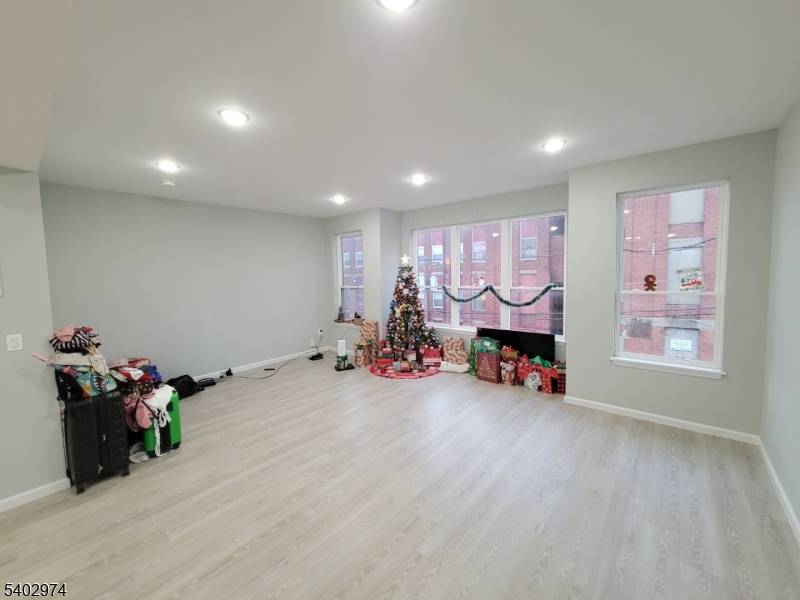 Paterson City, NJ 07501,96 Montgomery St