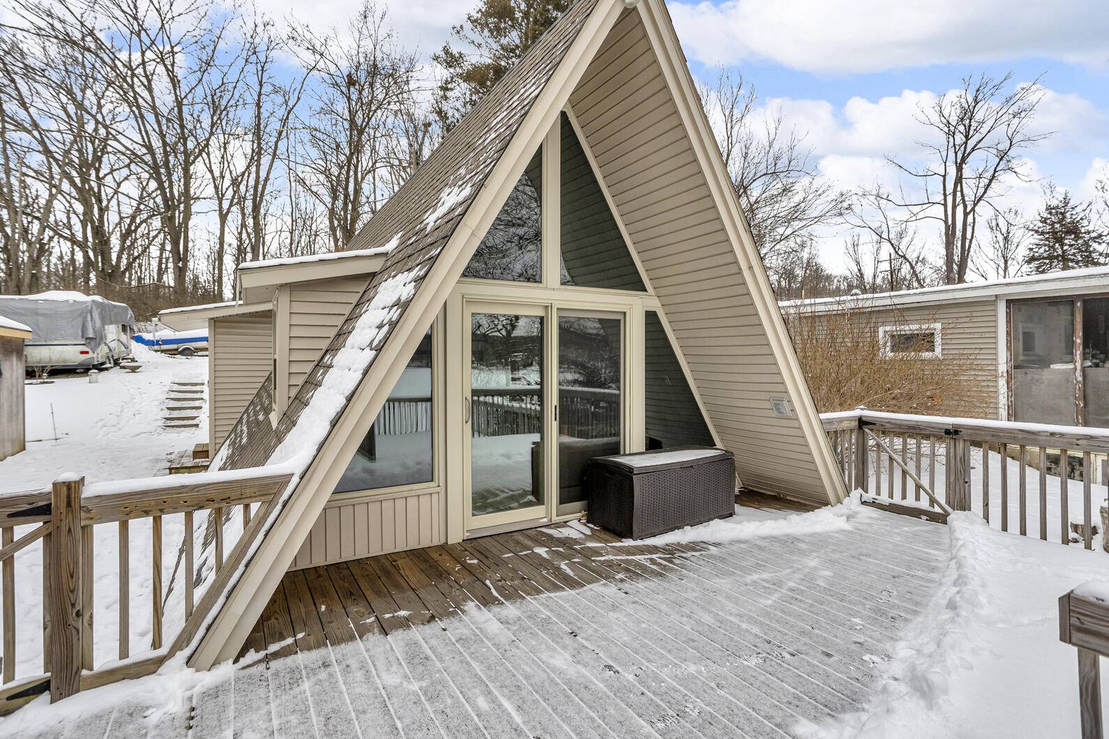 Onsted, MI 49265,1110 Cambridge DR