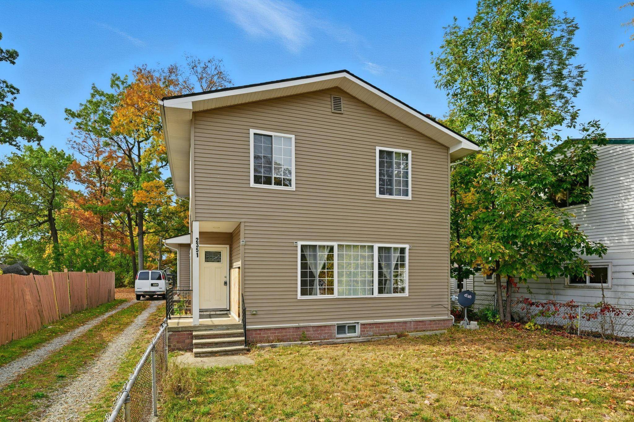 Waterford, MI 48327,2351 Overridge AVE