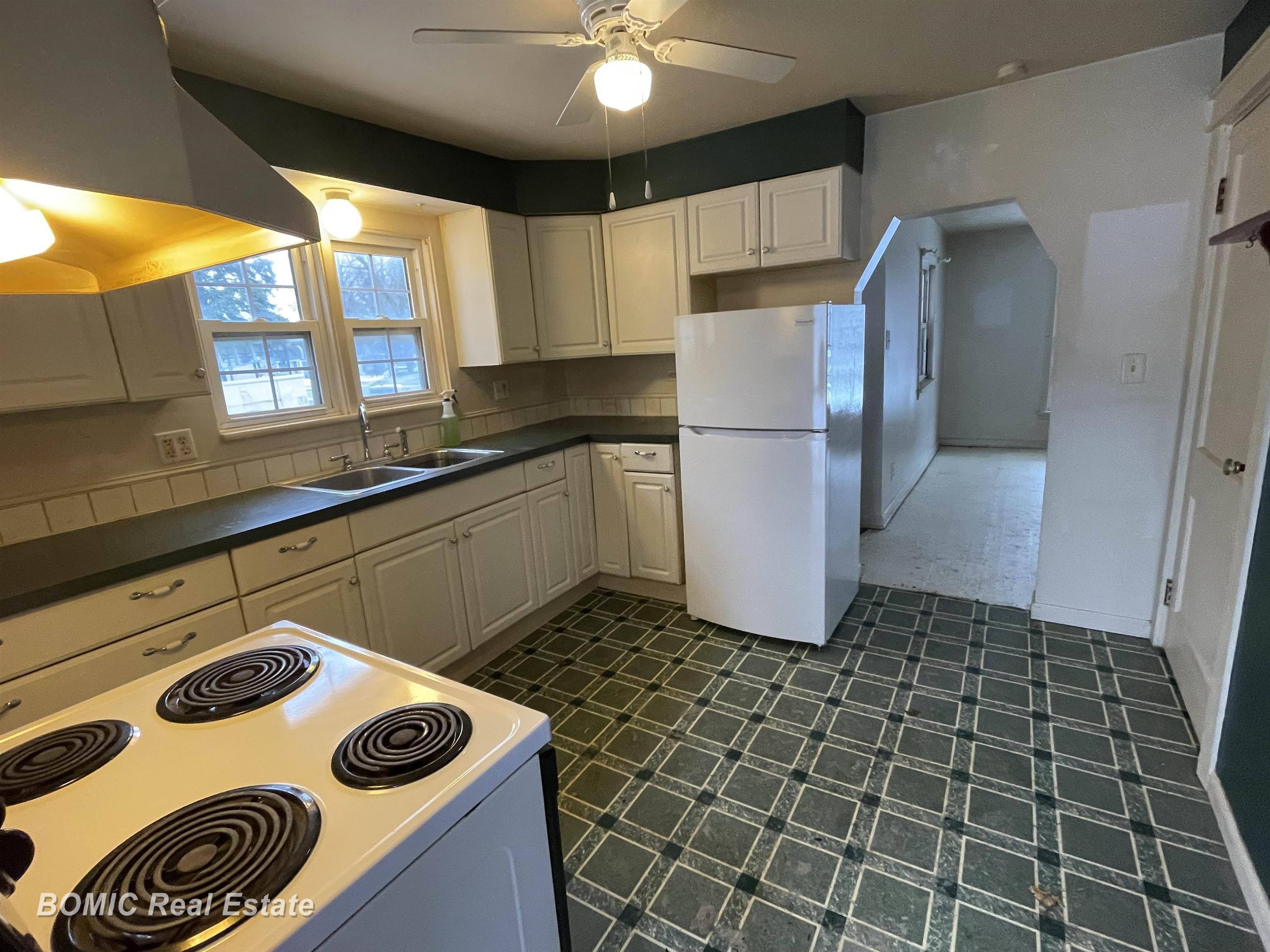 Caro, MI 48723,646 W Frank ST