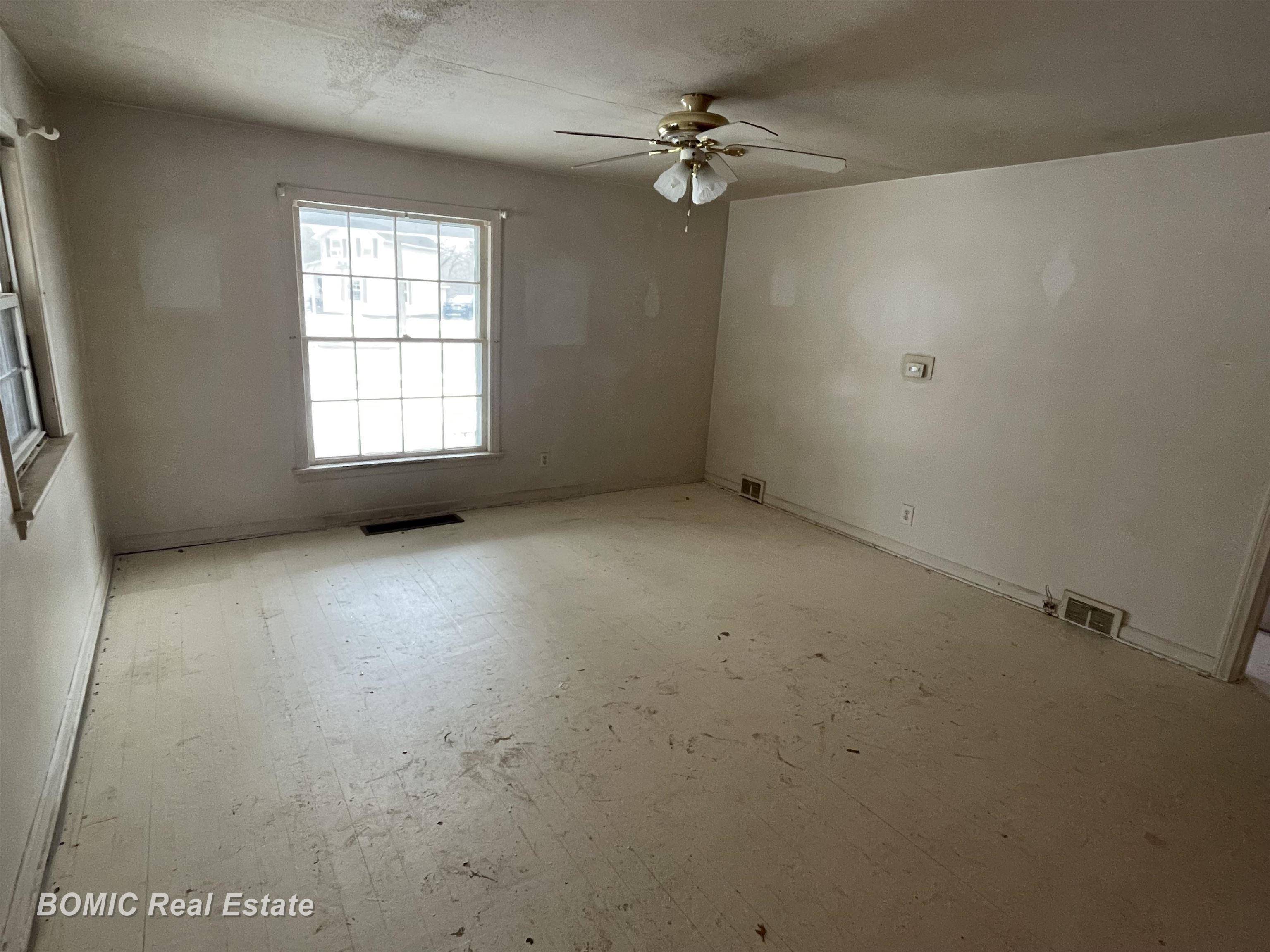 Caro, MI 48723,646 W Frank ST