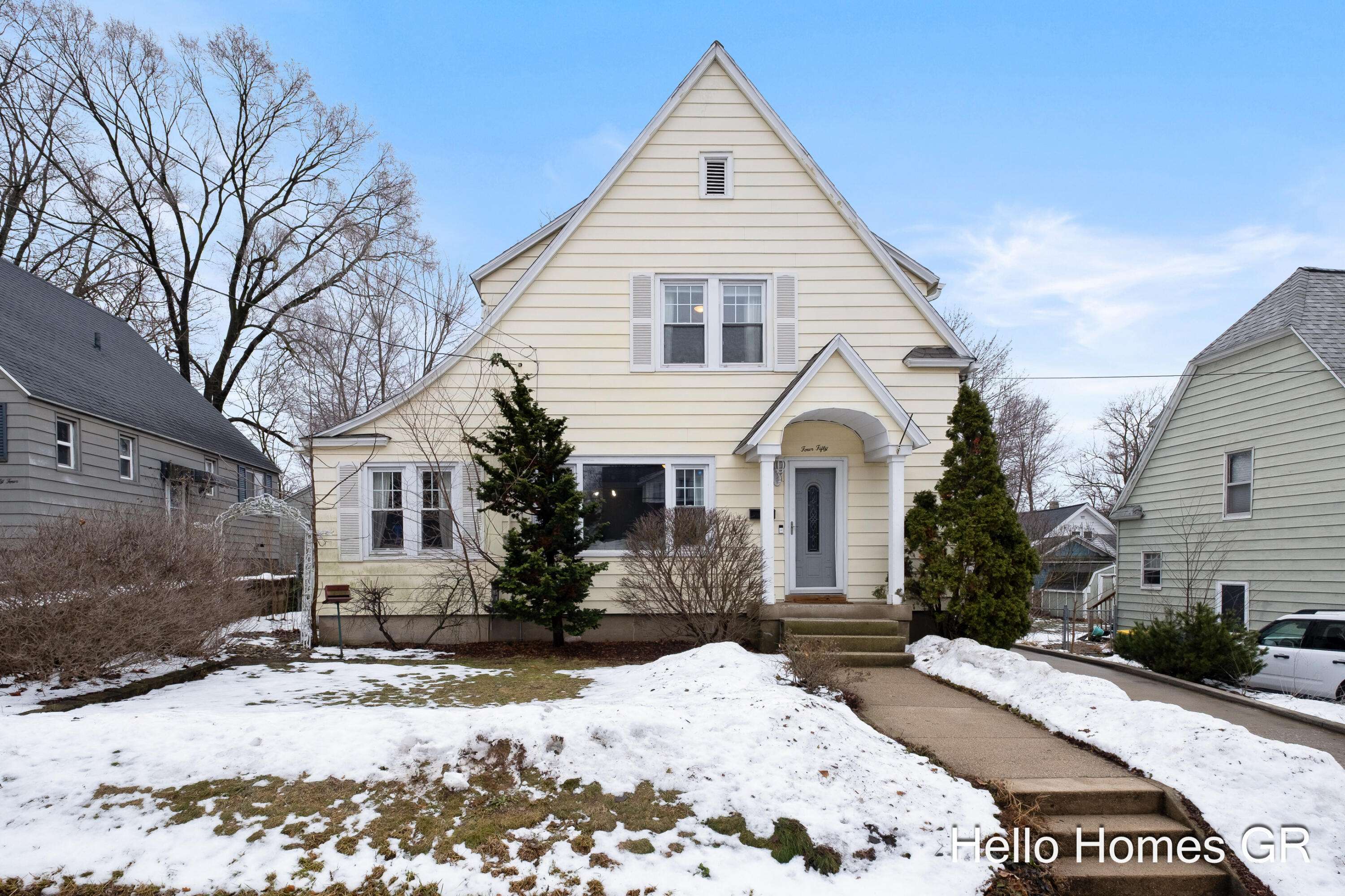 Grand Rapids, MI 49505,450 Kenwood ST NE