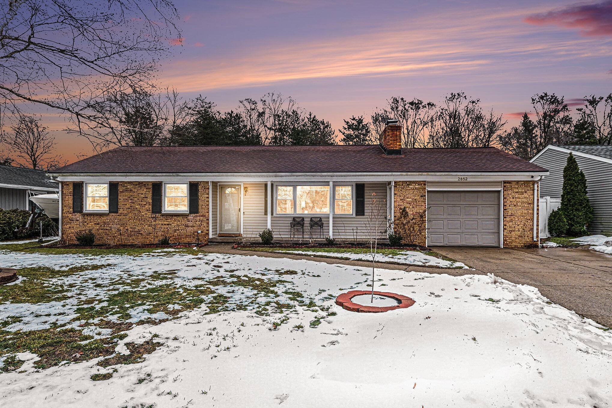 Grand Rapids, MI 49525,2852 Leelanau DR NE