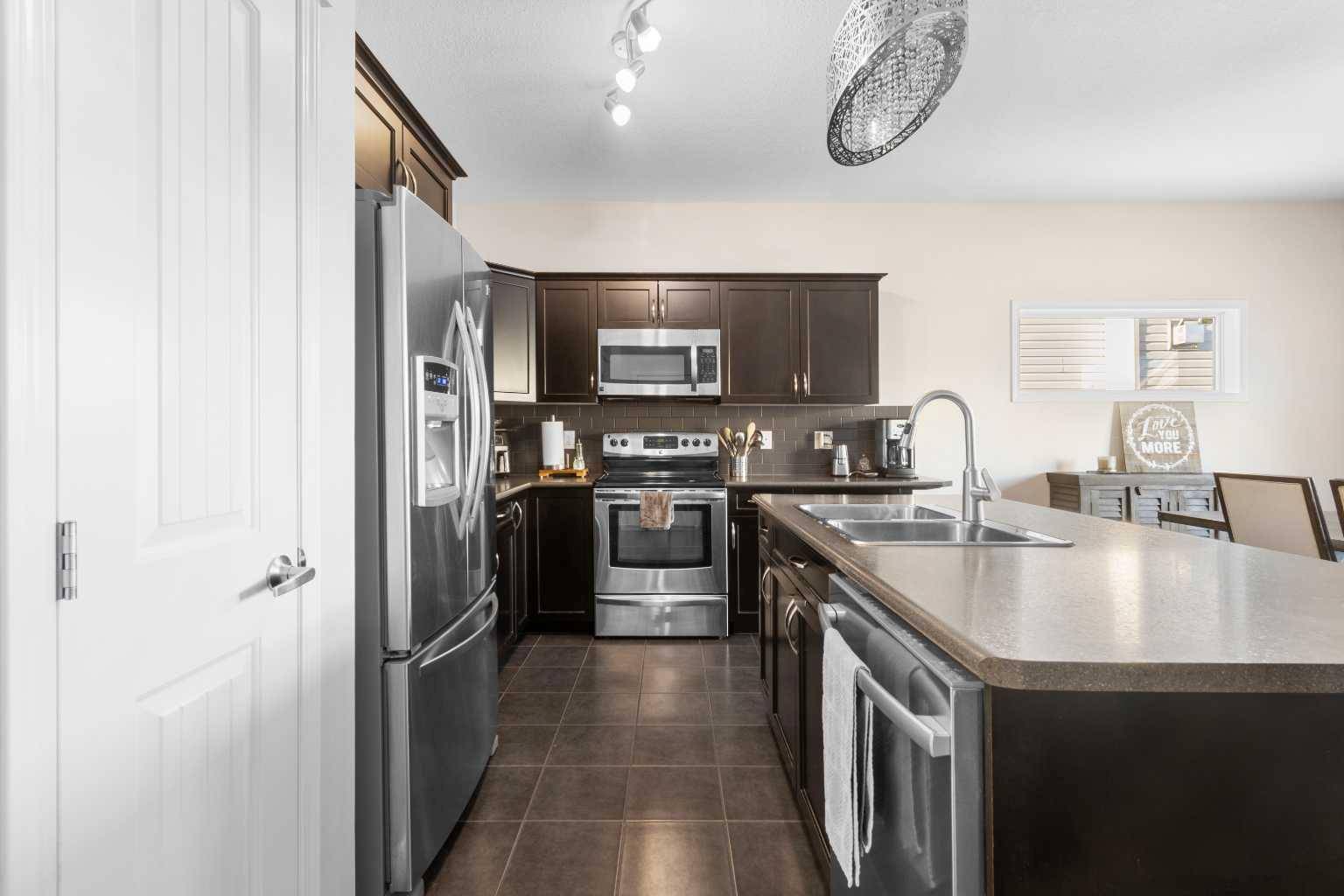 Grande Prairie, AB T8X 0G9,8926 95 AVE