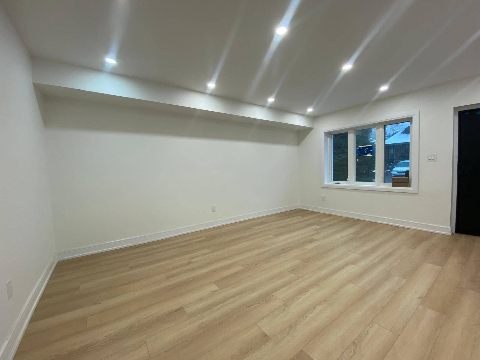 Toronto C03, ON M6E 3L2,462 Northcliffe BLVD #1