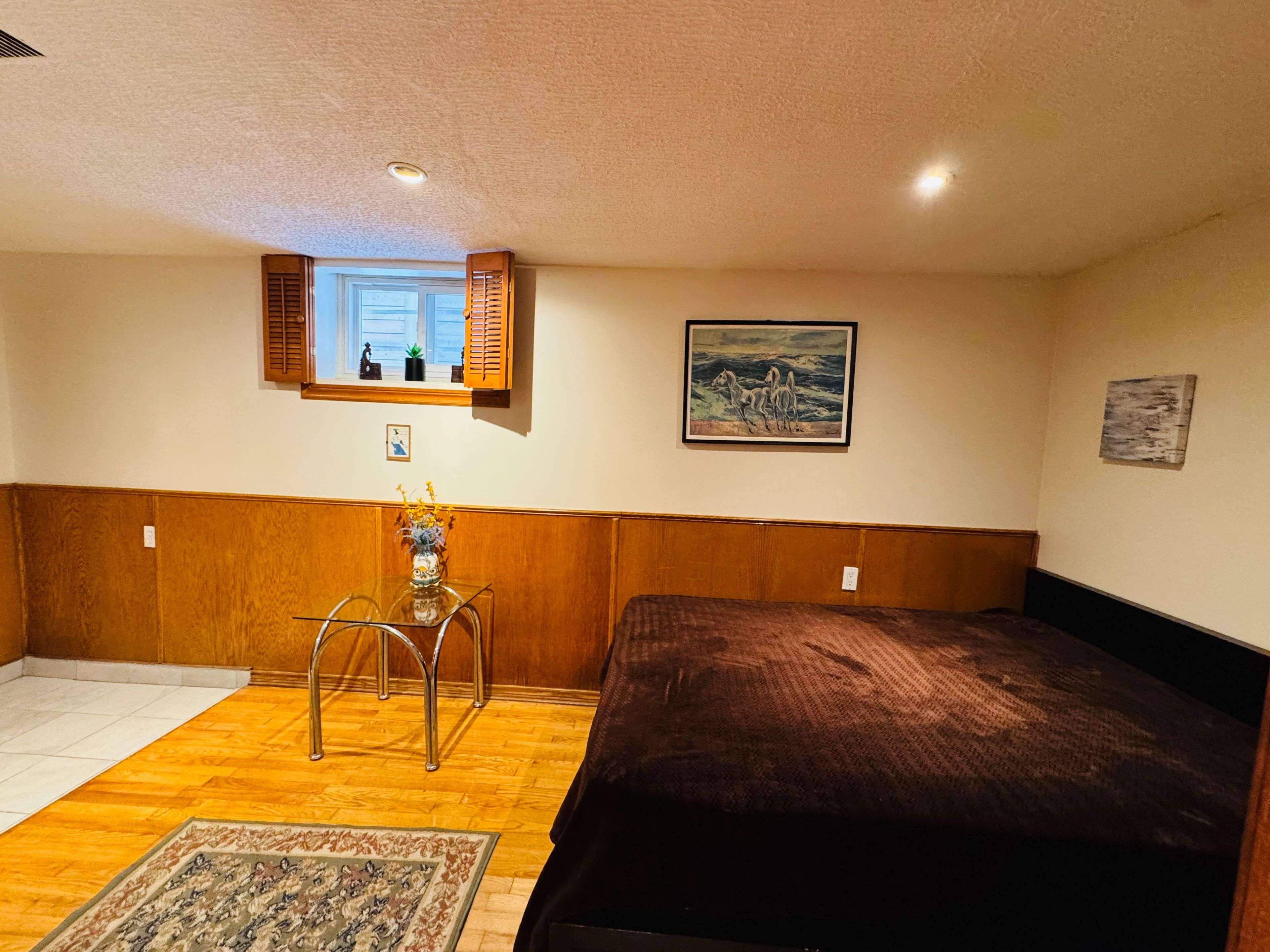 Toronto C04, ON M6A 2K7,15 Lynnhaven RD #(Lower Level-Unit 1)