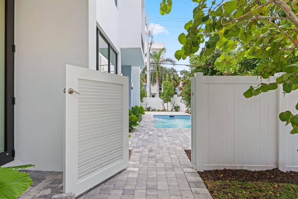 Delray Beach, FL 33483,204 Osceola Park Lane