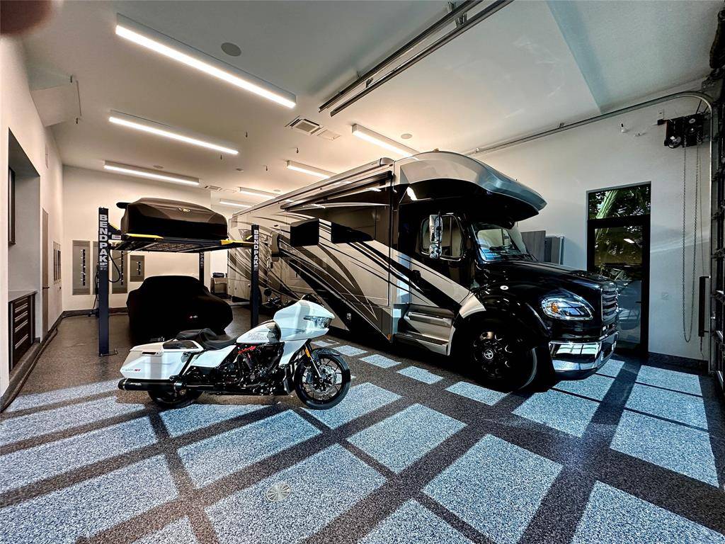 Fort Lauderdale, FL 33301,725 Poinciana Dr