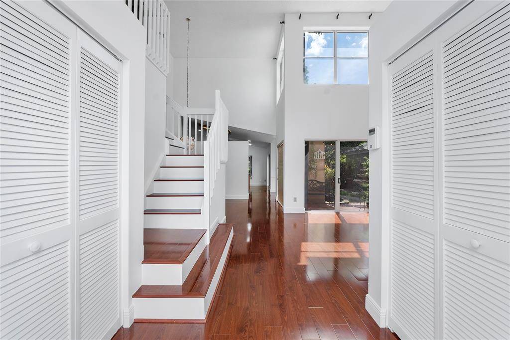 Coconut Creek, FL 33073,5524 NW 55th Dr